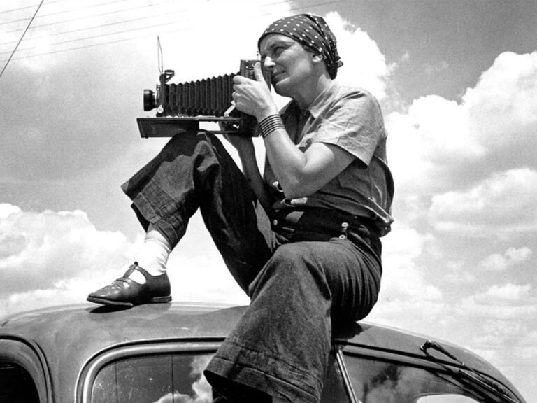 Photograph as Artistic Expression